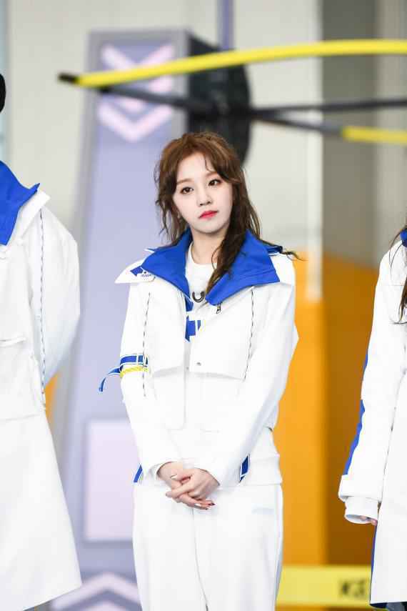 宋雨琦《奔跑吧》国内综艺首秀 元气精灵展超强综艺感获称赞