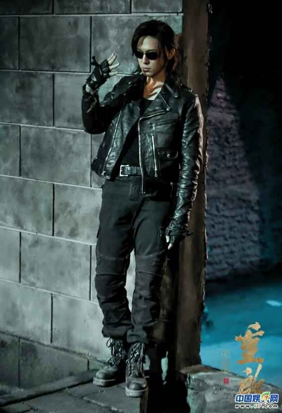 陈楚河《重启之极海听雷》第二季开播 化身直播博主探秘古墓