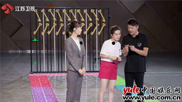 今晚《为幸福喝彩》揭秘福彩摇奖全过程 印小天为闯关使出浑身解数