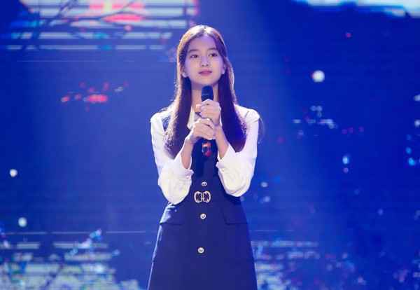 《7号房的礼物》小女孩长大了 网友惊叹女大18变