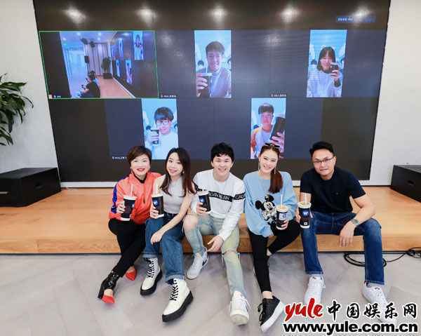 华纳音乐合作MiLK牛奶乐队，助力年轻乐队发展