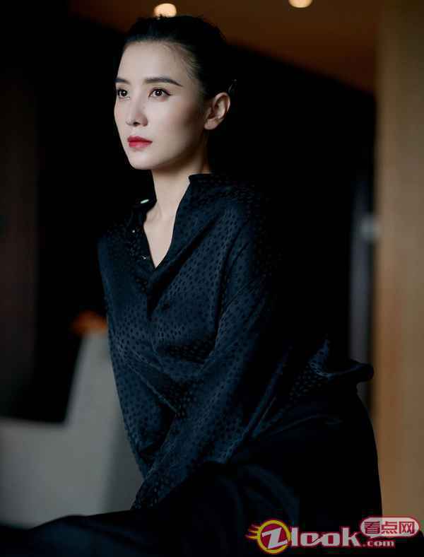 宋佳5 宋佳出席丝绸之路电影节大师班 对话波兰导演畅谈电影人生