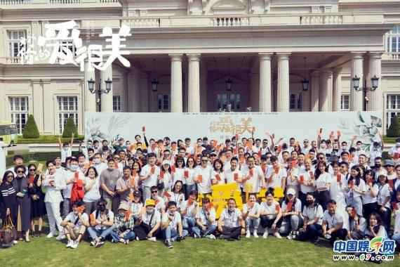 刘敏涛《生活家》杀青 无缝进组《对你的爱很美》