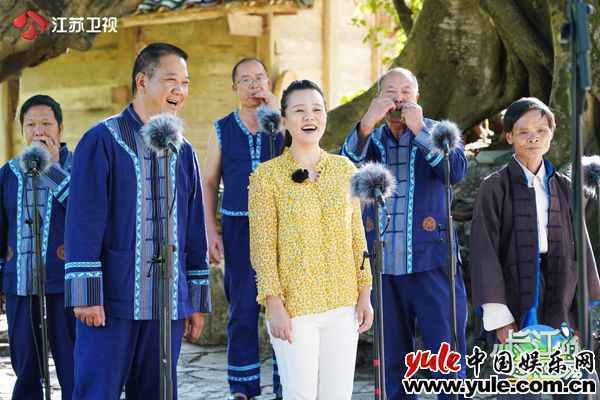 《从长江的尽头回家》贵州篇今晚播出 龚琳娜唱响布依族盘歌