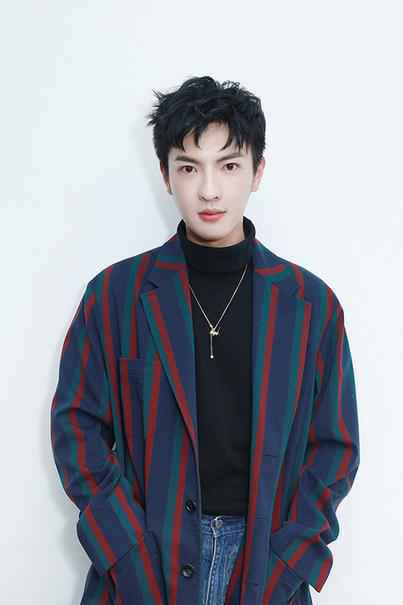 董岩磊加盟《Beauty小姐》第二季 努力成为精致男孩