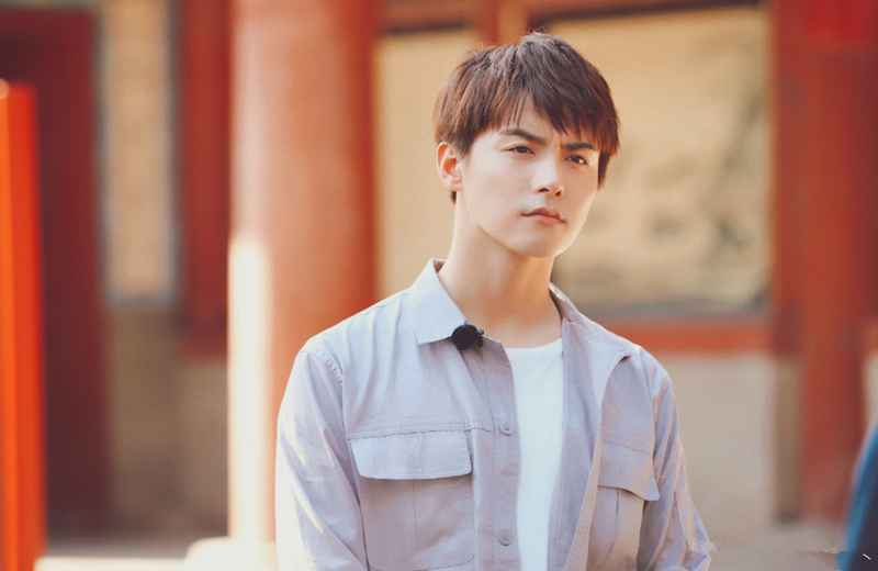 《亲爱的客栈3》中马于宇邀请张翰演唱《因为爱情》配合默契