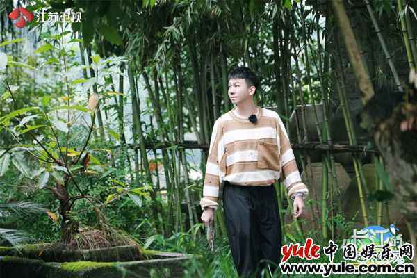 白举纲 白举纲体验泸州传统工艺 《从长江的尽头回家》关注长江非遗文化传承