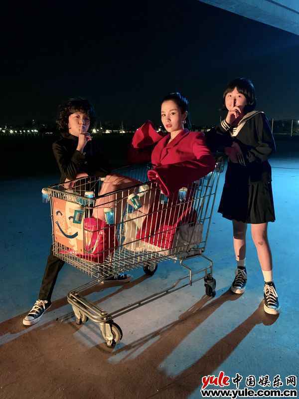 江静叹为人父母不容易 新歌送大家：我們都需要冷靜