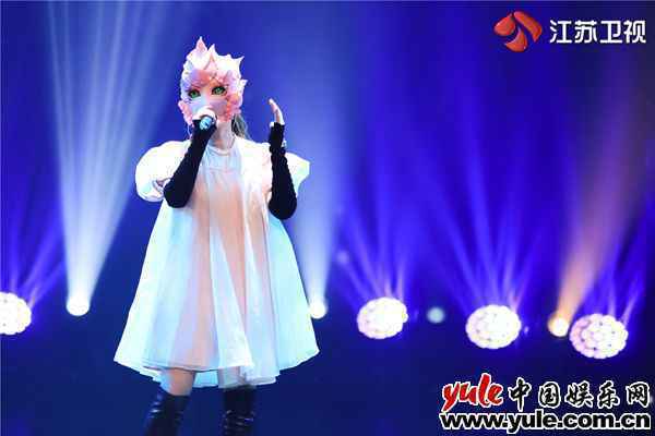 “爱许愿的花仙子”：《蒙面唱将猜猜猜》中有朵面包做的云