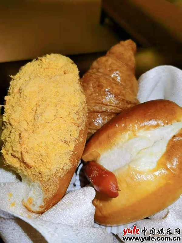 “爱许愿的花仙子”：《蒙面唱将猜猜猜》中有朵面包做的云