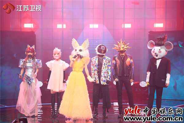 《蒙面唱将猜猜猜》暖冬必备心灵鸡汤,快来干了这一碗!