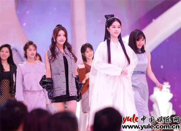 《非诚勿扰》：试着用自己的闪光点去吸引对方，才是追求女生的正确方式