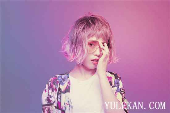 韧性摇滚代表颜子夕 情意主打《热烈》来袭