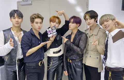 Monsta X 携迷你八辑回归 昨日夺下发片后首冠！