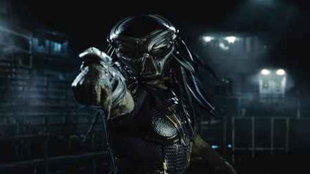 1 《铁血战士》拍第五部电影!《黑袍纠察队》导演丹特拉亨伯格执导