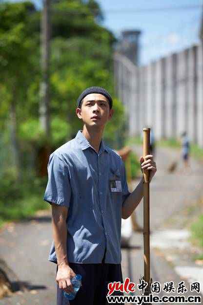 「新世代影歌双栖小天王」连晨翔2020年全新迷你专辑《百分百》将于11/27正式发行