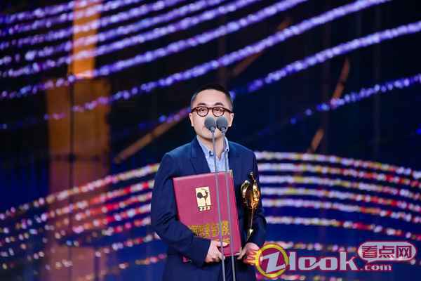 7 《夺冠》编剧张冀荣获金鸡奖最佳编剧奖