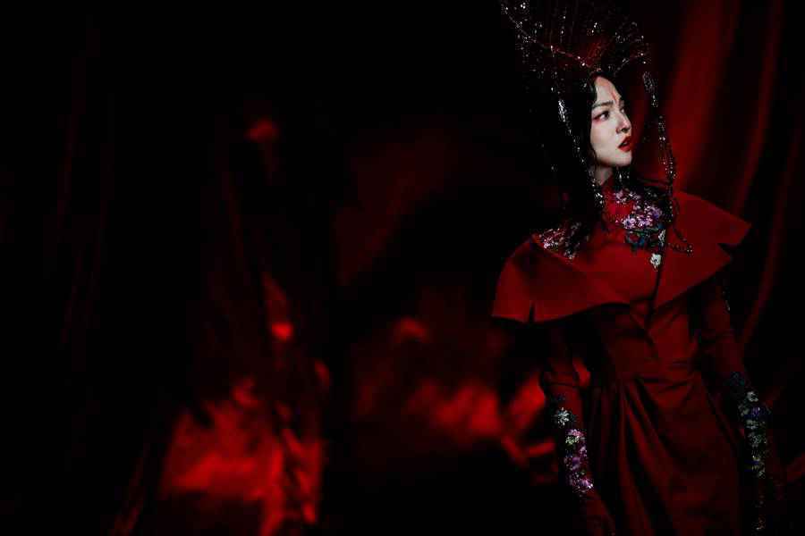 张韶涵新歌MV飘仙气 与龙共舞气势惊艳全场！