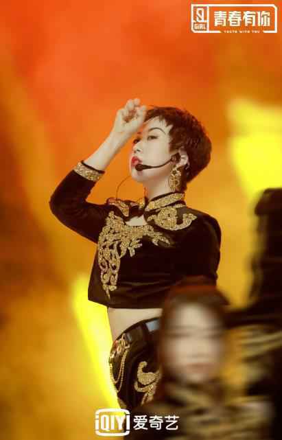 《青春有你2》第三次排名将揭晓 告别联欢会陈珏落泪