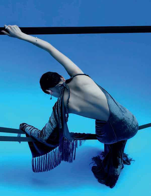 周冬雨 | 不知东方之既白