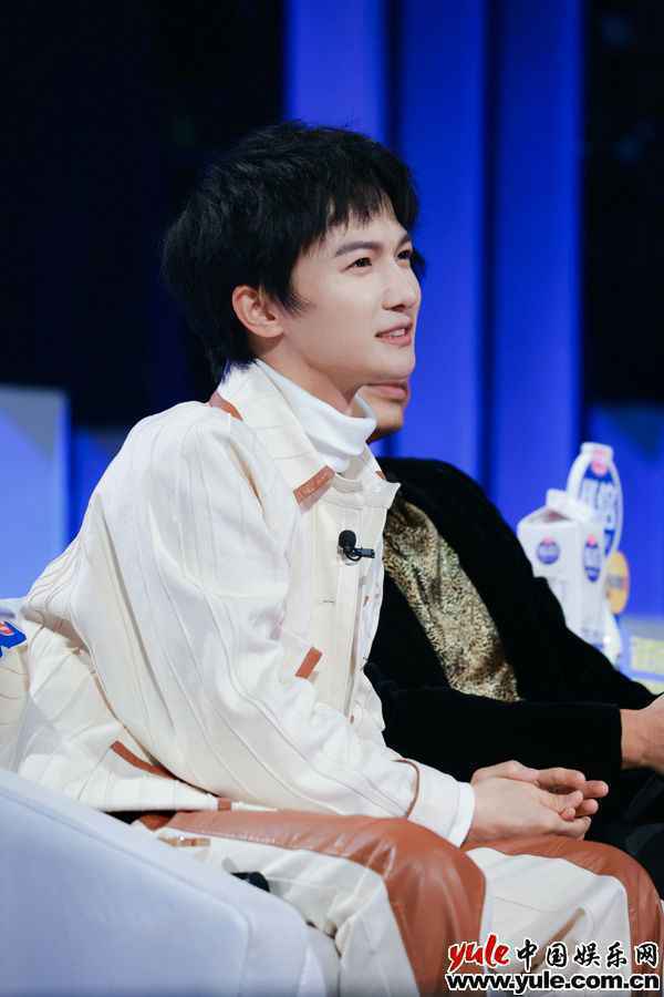 《中国梦之声•我们的歌》“勤深深”惊喜回归 王源重庆话说唱嗨爆全场