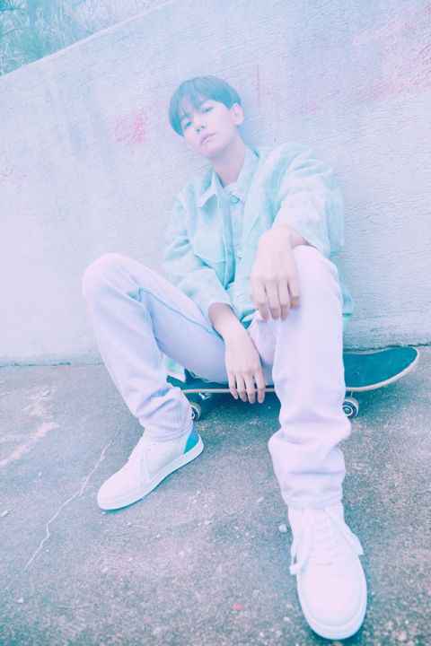 去伯贤的糖果店玩吧！发片前开直播《Candy Shop》