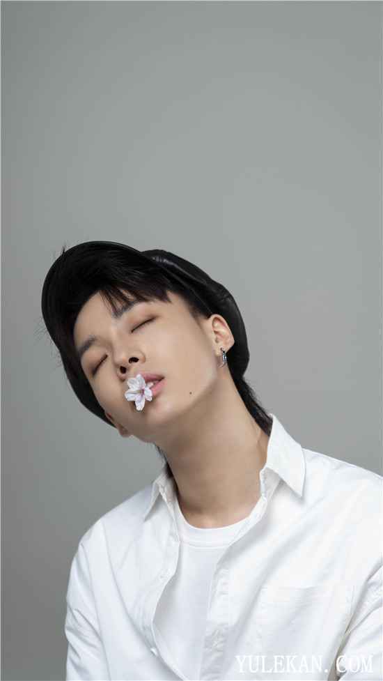 歌手罗景文新歌《少年的烦恼时光》上线 用歌声唤醒心中沉睡的少年