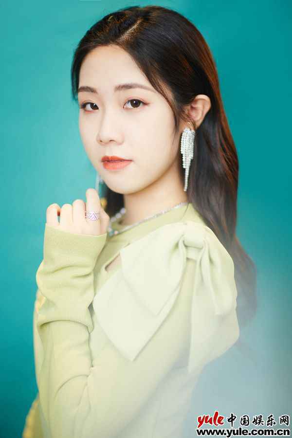 石玺彤“涂鸦梦境”个人巡演开启 现身漫展掀回忆杀