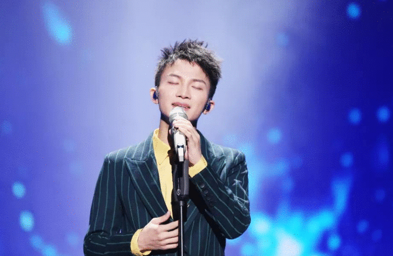 周深墙头之歌片段曝光，粉丝直言真实又好笑