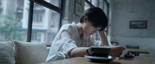 张子枫《秘密访客》《我的姐姐》接力定档 两个“冷酷”姐姐角色引期待