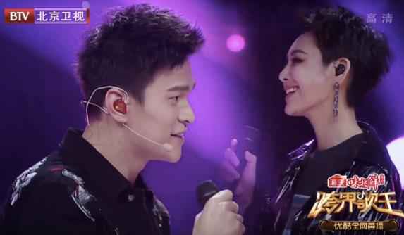 《跨界歌王》宁静首战大秀效果炸裂，那个聪明冷静的大玉儿还有这么反差萌的一面？