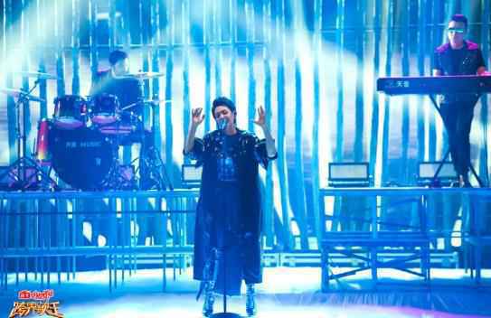 《跨界歌王》宁静首战大秀效果炸裂，那个聪明冷静的大玉儿还有这么反差萌的一面？