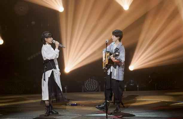 房东的猫《纵情年代》反转舞台,乖女孩原来也想“使一次坏”