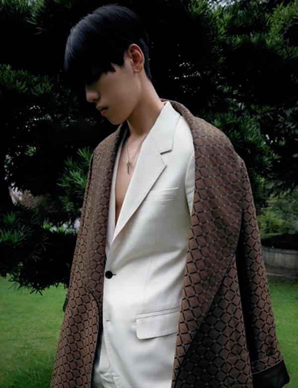 王子异 | 画下自我