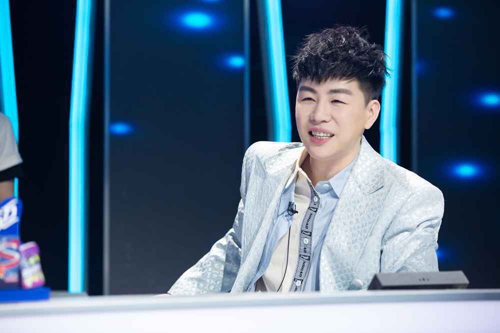 《少年之名》迎来首播 胡彦斌这次不仅仅是音乐导师