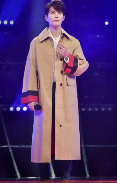 《跨界歌王》宋佳文松变身“气氛制造者”上演独特“浪漫”