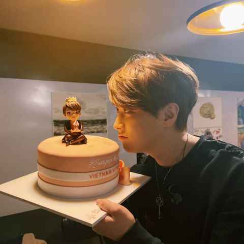 晟敏首度发行个人专辑