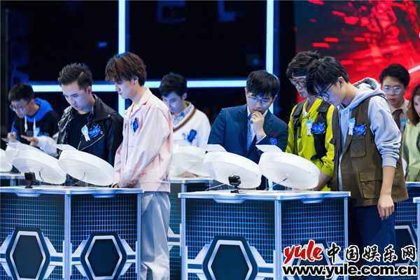 《最强大脑》上演绝地反击 天梯风暴多维度考验选手实力