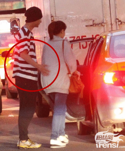 周渝民当爹啦！夫妻双双挺孕肚