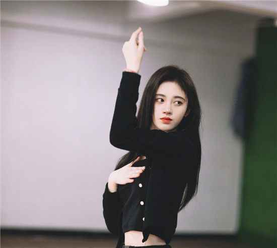 鞠婧祎全新数字EP将上线，《恋爱告急》演绎超甜心动的感觉