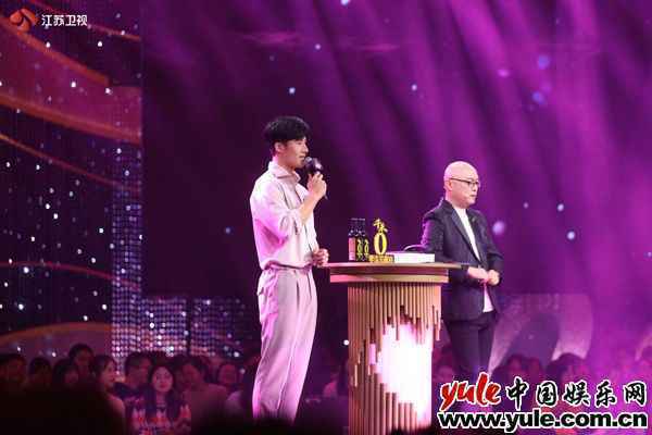 《新相亲大会》明星红娘季今晚开播 优质型男发布“寻人启事”