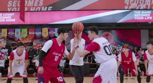 《热血狂篮》华阳球队面临劲敌 杨业明弃赛佟梦实受伤