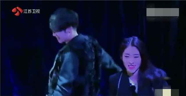 顶流小生被曝隐婚生子女方是圈内人 网友猜：华晨宇与张碧晨