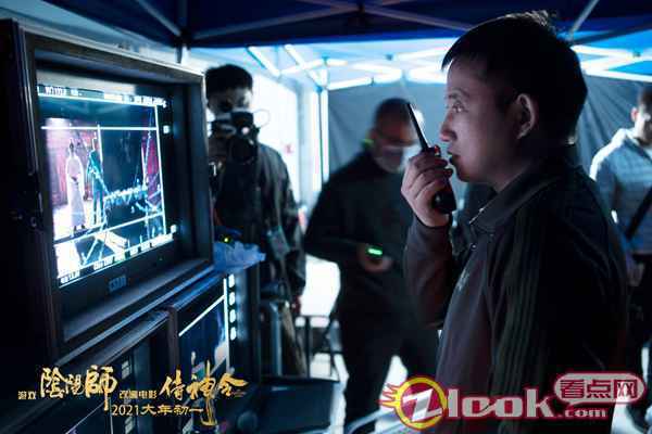 1、导演李蔚然 《侍神令》挑战最难视效赋予侍神生命力 影片改编自游戏《阴阳师》