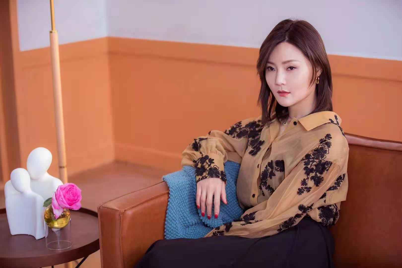 唐古新歌《空》引发共情效应 以她的歌声讲述我们的故事