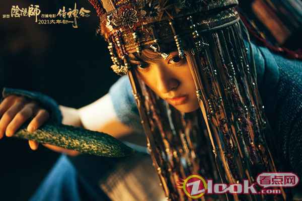 王丽坤沈月王紫璇王悦伊四美贺岁 《侍神令》改编自游戏《阴阳师》