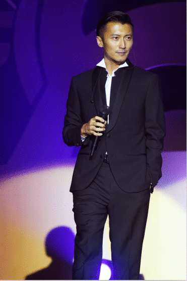 谢霆锋感恩英皇15年不离不弃 坦言烹饪让自己脚踏实地