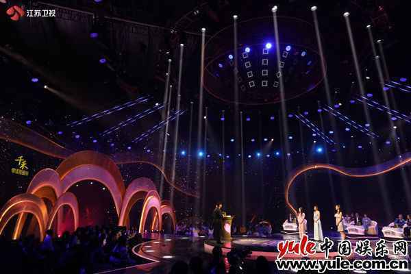 《新相亲大会》开放明星助力官“话语权” 全新观察模式倾听素人声音