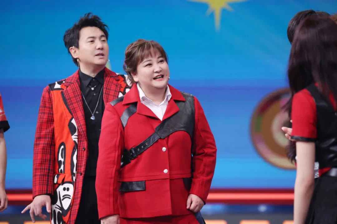 贾玲《王牌对王牌6》首播遭“众叛亲离” 2021电影综艺全面开花