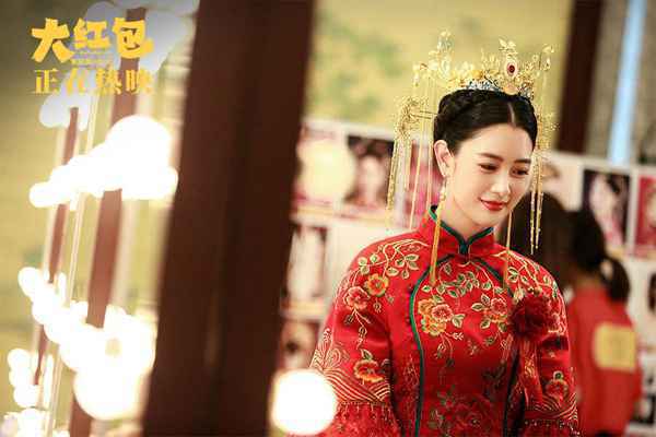 184535.29938910_1000X1000 周一大盘创2021开年以来新低 春节档预售总票房破2亿大关